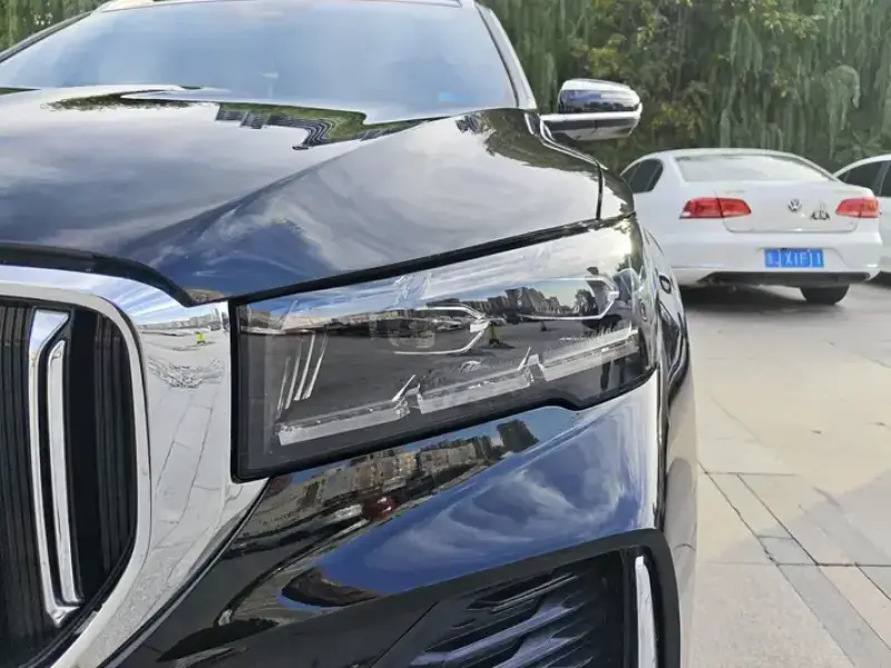 2025 Geely Monjaro с пробегом 15 000 км