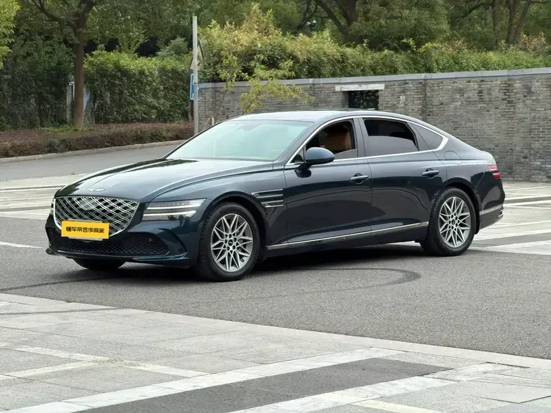 2024 Genesis G80 с пробегом 42 000 км
