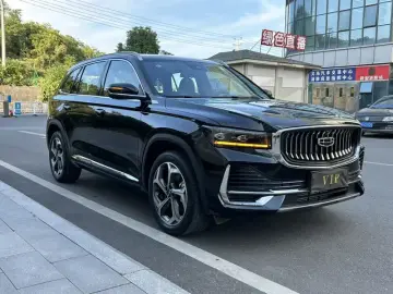 2024 Geely Monjaro с пробегом 9 000 км