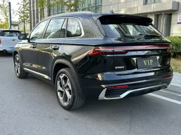 2024 Geely Monjaro с пробегом 9 000 км