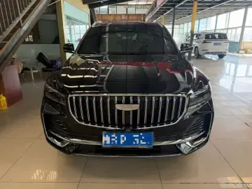 2025 Geely Monjaro с пробегом 10 000 км