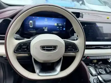 2021 Geely Monjaro с пробегом 55 000 км