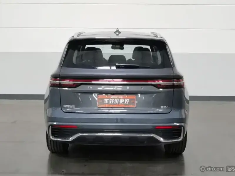 2024 Geely Monjaro с пробегом 20 900 км
