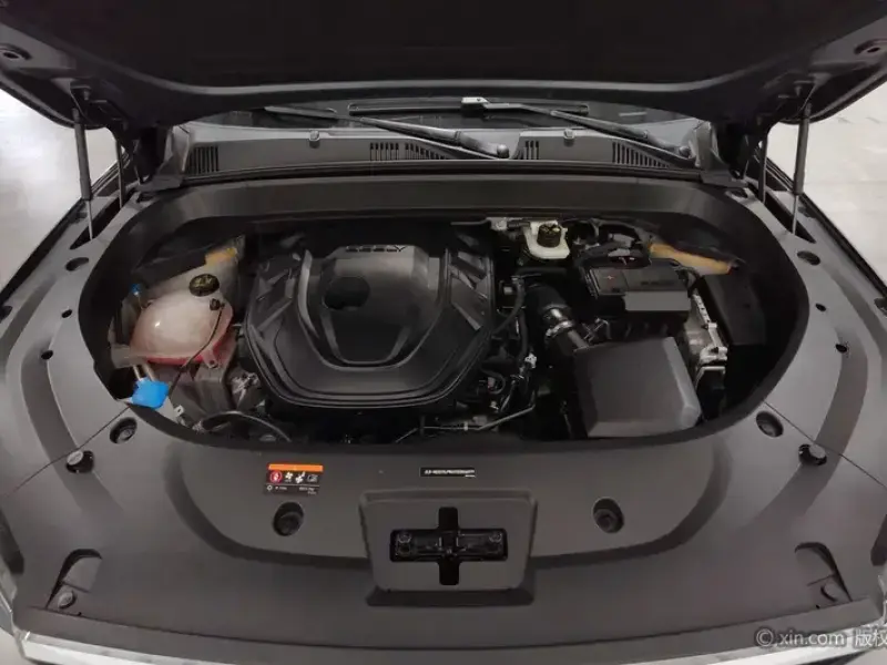 2024 Geely Monjaro с пробегом 20 900 км