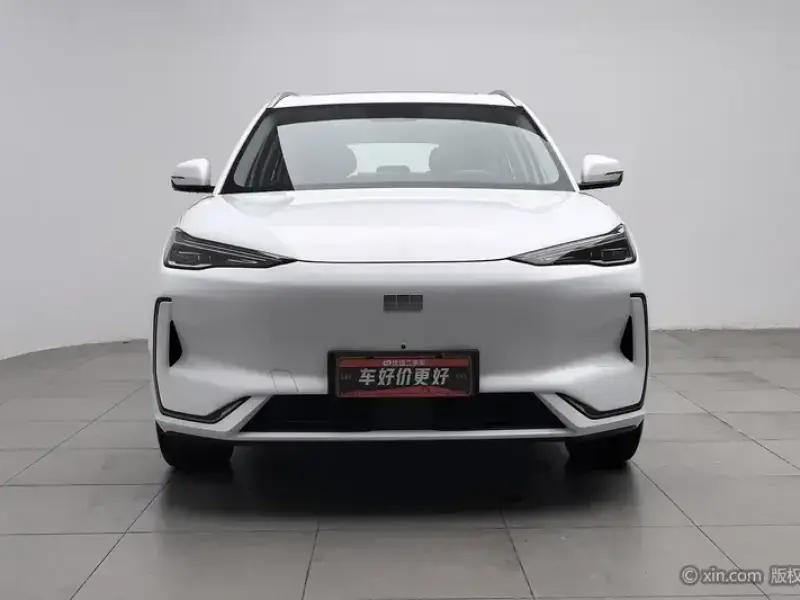 2026 Geely Galaxy E5 с пробегом 25 100 км