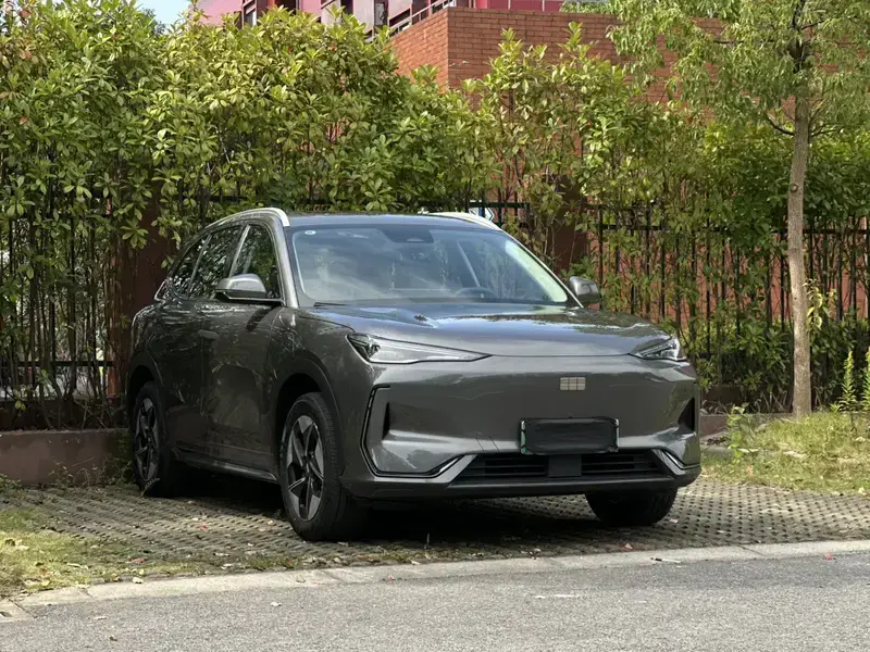 2026 Geely Galaxy E5 с пробегом 7 000 км