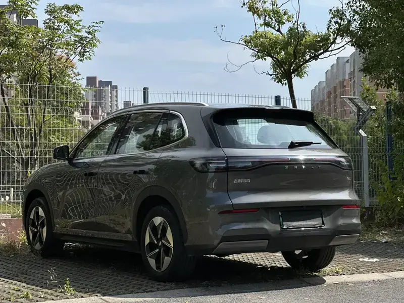 2026 Geely Galaxy E5 с пробегом 7 000 км