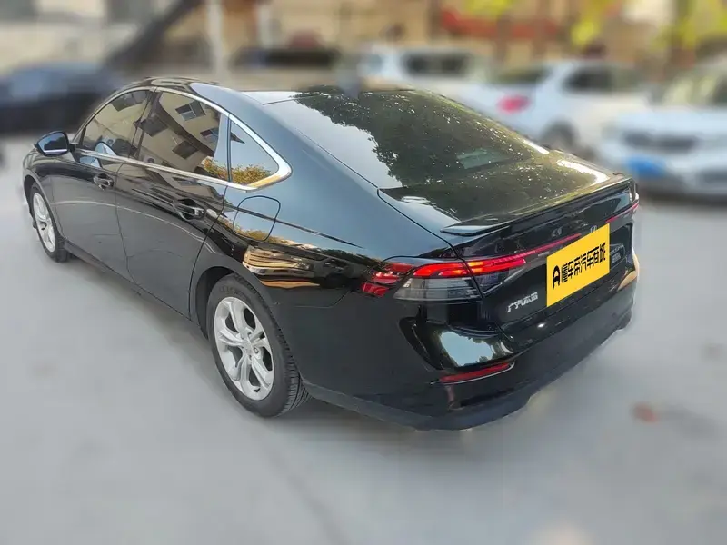 2023 Honda Accord с пробегом 20 500 км
