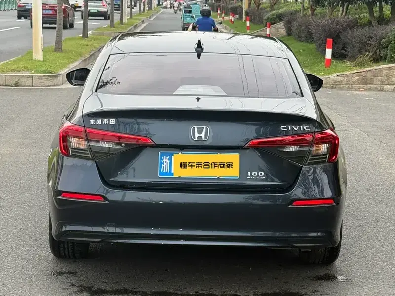 2022 Honda Civic с пробегом 50 000 км