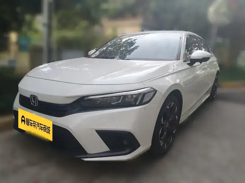 2022 Honda Civic с пробегом 23 000 км