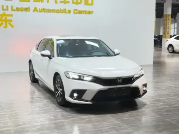 2023 Honda Civic с пробегом 17 500 км