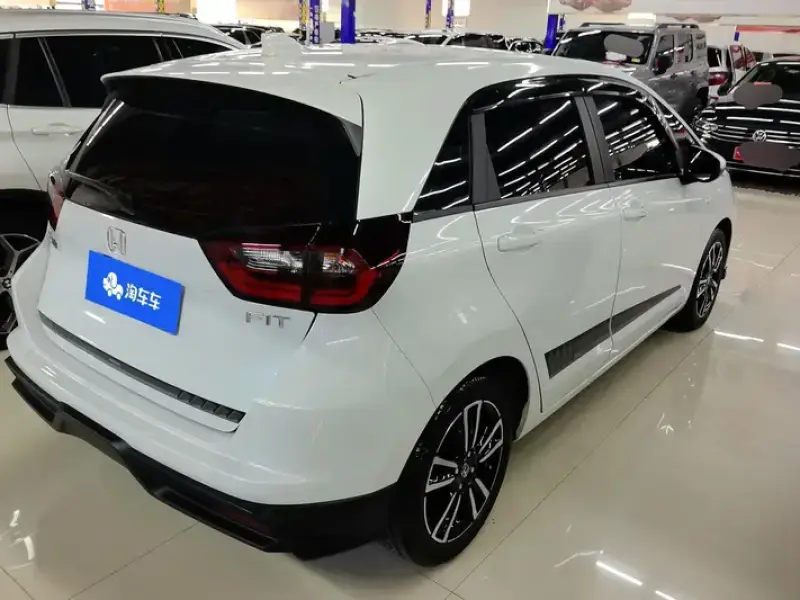 2026 Honda Fit с пробегом 11 000 км