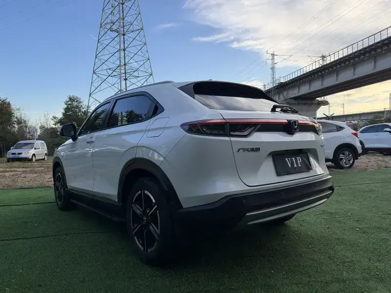 2023 Honda Vezel с пробегом 42 000 км