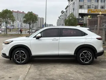 2023 Honda Vezel с пробегом 52 000 км