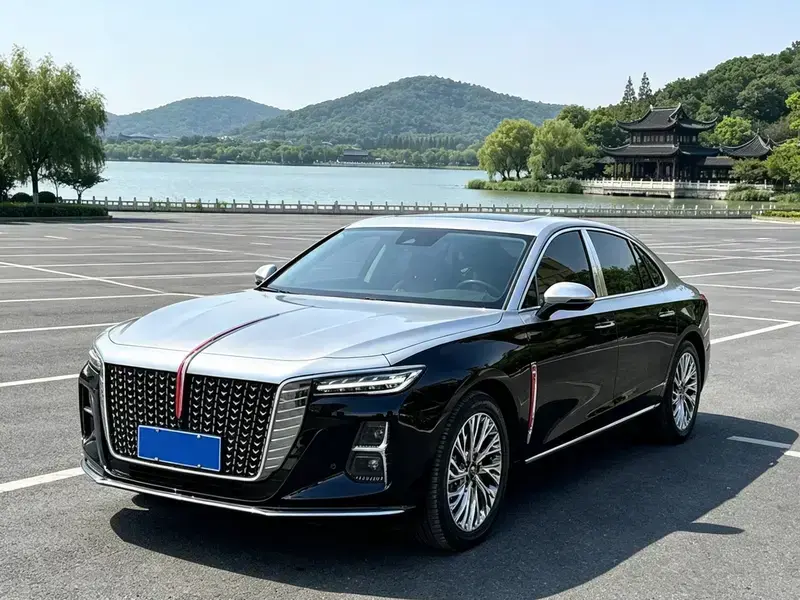 2023 Hongqi H5 с пробегом 67 000 км