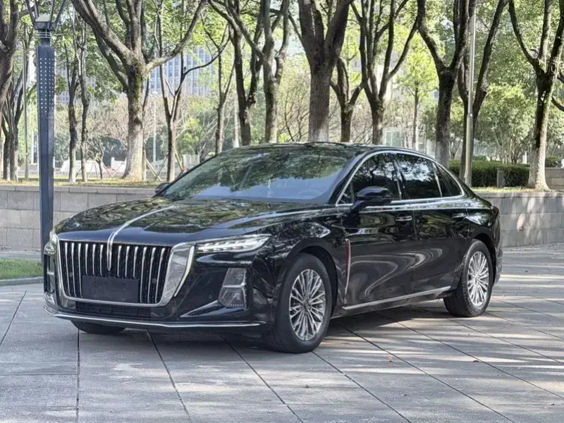 2023 Hongqi H5 с пробегом 69 000 км