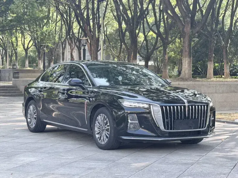2023 Hongqi H5 с пробегом 69 000 км