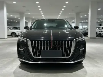 2024 Hongqi H5 с пробегом 11 000 км