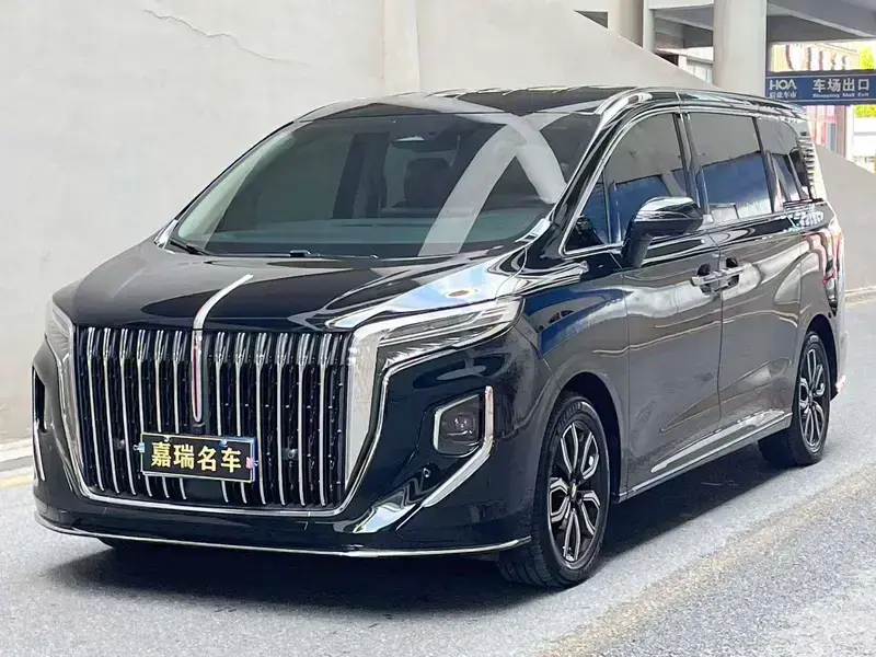 2022 Hongqi HQ9 с пробегом 27 000 км
