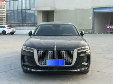 2023 Hongqi H9 с пробегом 26 000 км