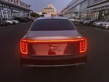 2022 Hongqi H9 с пробегом 30 000 км