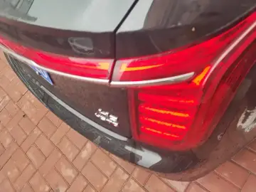 2020 Hongqi H9 с пробегом 15 000 км