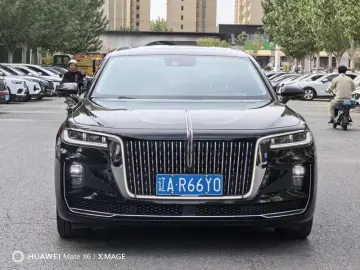 2020 Hongqi H9 с пробегом 49 000 км