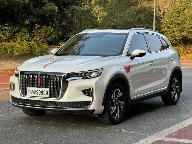 2022 Hongqi HS5 с пробегом 24 000 км