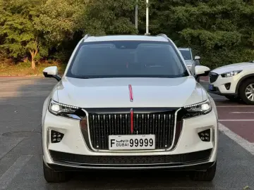 2022 Hongqi HS5 с пробегом 24 000 км