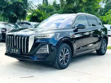 2023 Hongqi HS5 с пробегом 30 000 км