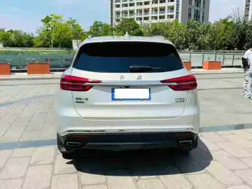 2022 Hongqi HS5 с пробегом 79 000 км