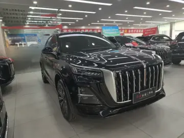2023 Hongqi HS5 с пробегом 45 000 км