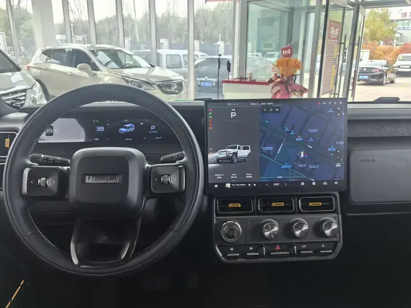 2025 iCar V23 с пробегом 19 000 км