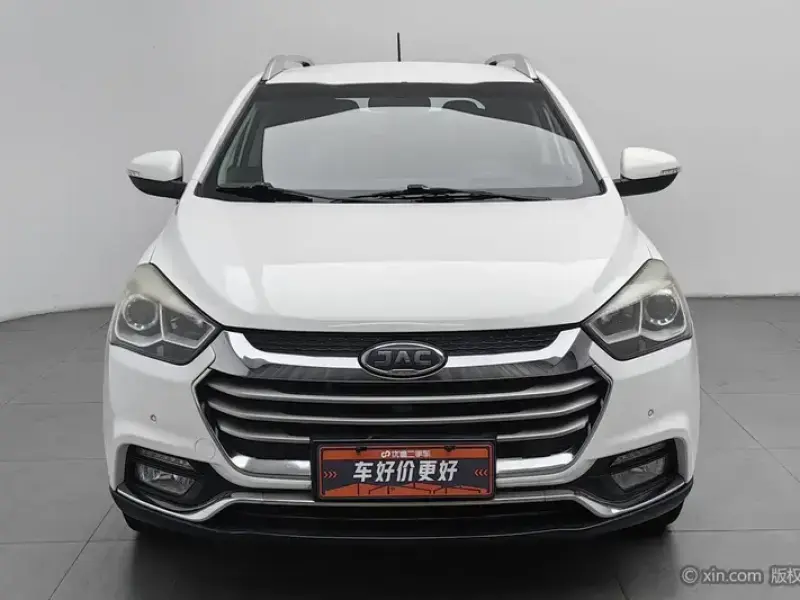 2017 JAC S2 с пробегом 32 100 км