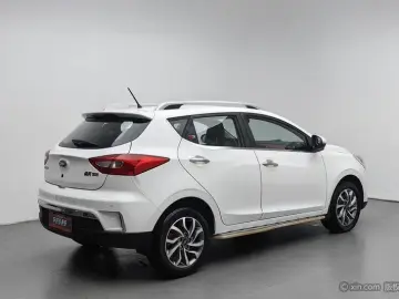 2017 JAC S2 с пробегом 32 100 км