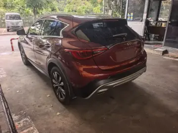 2018 Infiniti QX30 с пробегом 73 000 км