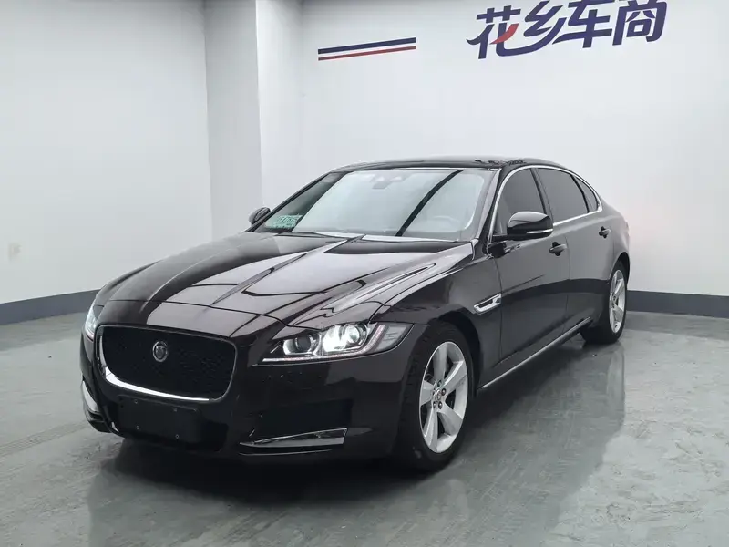 2020 Jaguar XF с пробегом 88 800 км