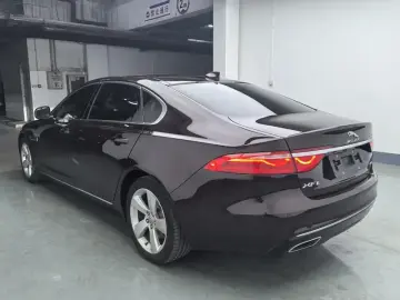 2020 Jaguar XF с пробегом 88 800 км