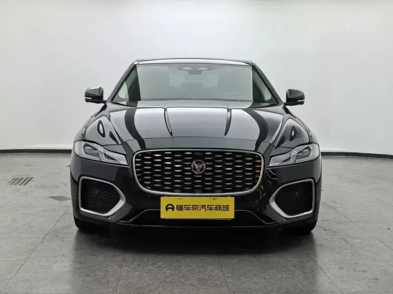 2021 Jaguar XF с пробегом 43 500 км