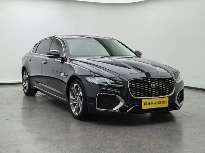 2021 Jaguar XF с пробегом 43 500 км