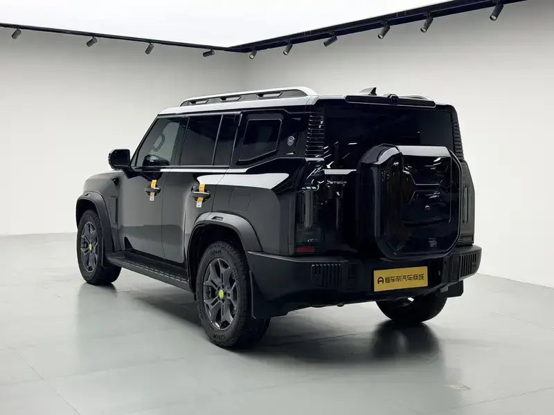 2023 JETOUR T2 с пробегом 51 000 км