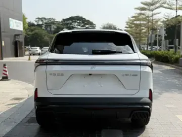 2024 JETOUR Shanhai L6 с пробегом 30 000 км
