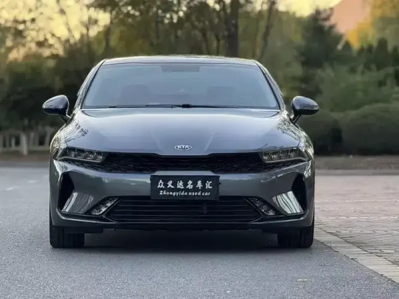 2020 Kia K5 с пробегом 48 000 км