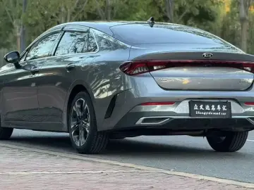 2020 Kia K5 с пробегом 48 000 км
