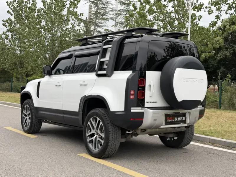 2021 Land Rover Defender с пробегом 69 000 км