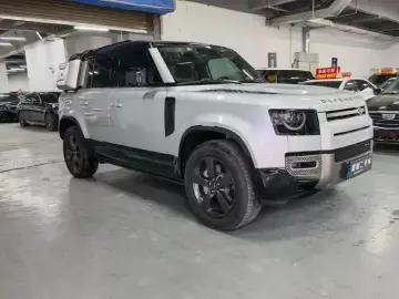 2021 Land Rover Defender с пробегом 25 000 км