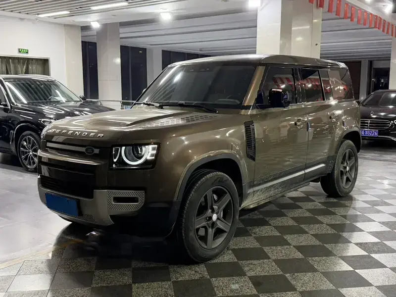 2020 Land Rover Defender с пробегом 100 900 км