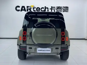 2023 Land Rover Defender с пробегом 18 000 км