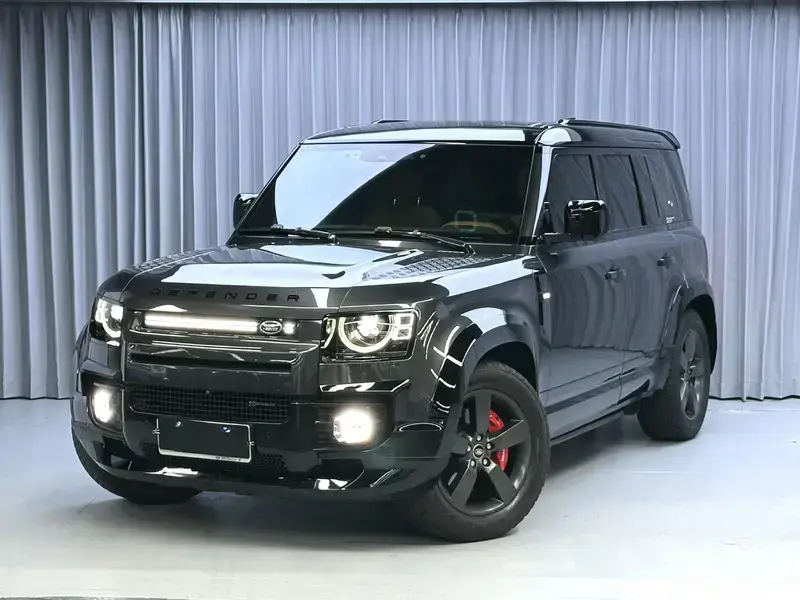 2023 Land Rover Defender с пробегом 45 000 км