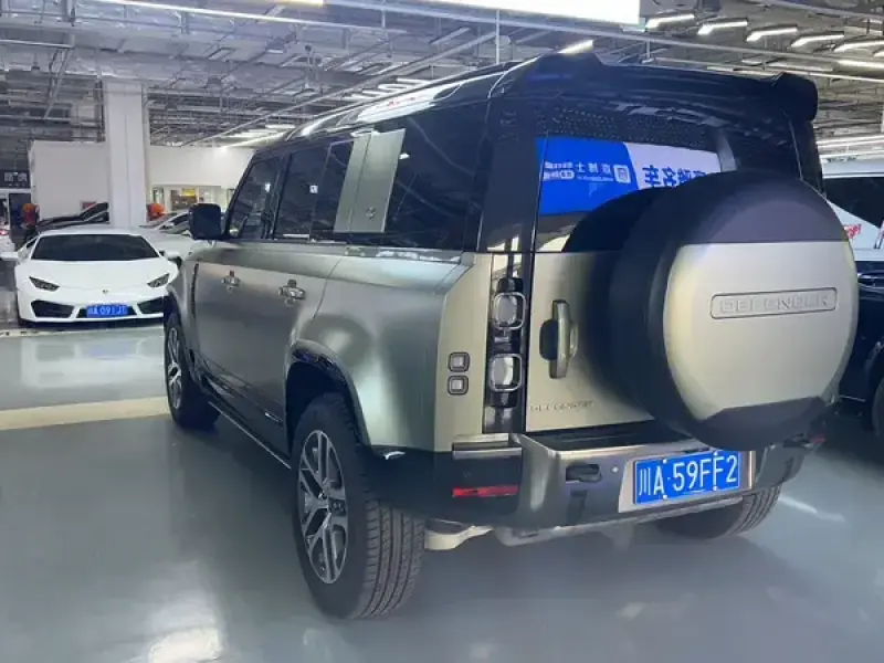 2020 Land Rover Defender с пробегом 80 000 км